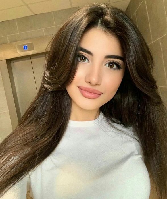 Вызов страсти: как договориться с уличной девушкой о сексе в квартире?